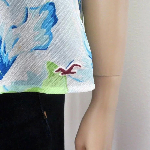 Hollister Floral Sheer Top Size Small Chiffon - Picture 6 of 7
